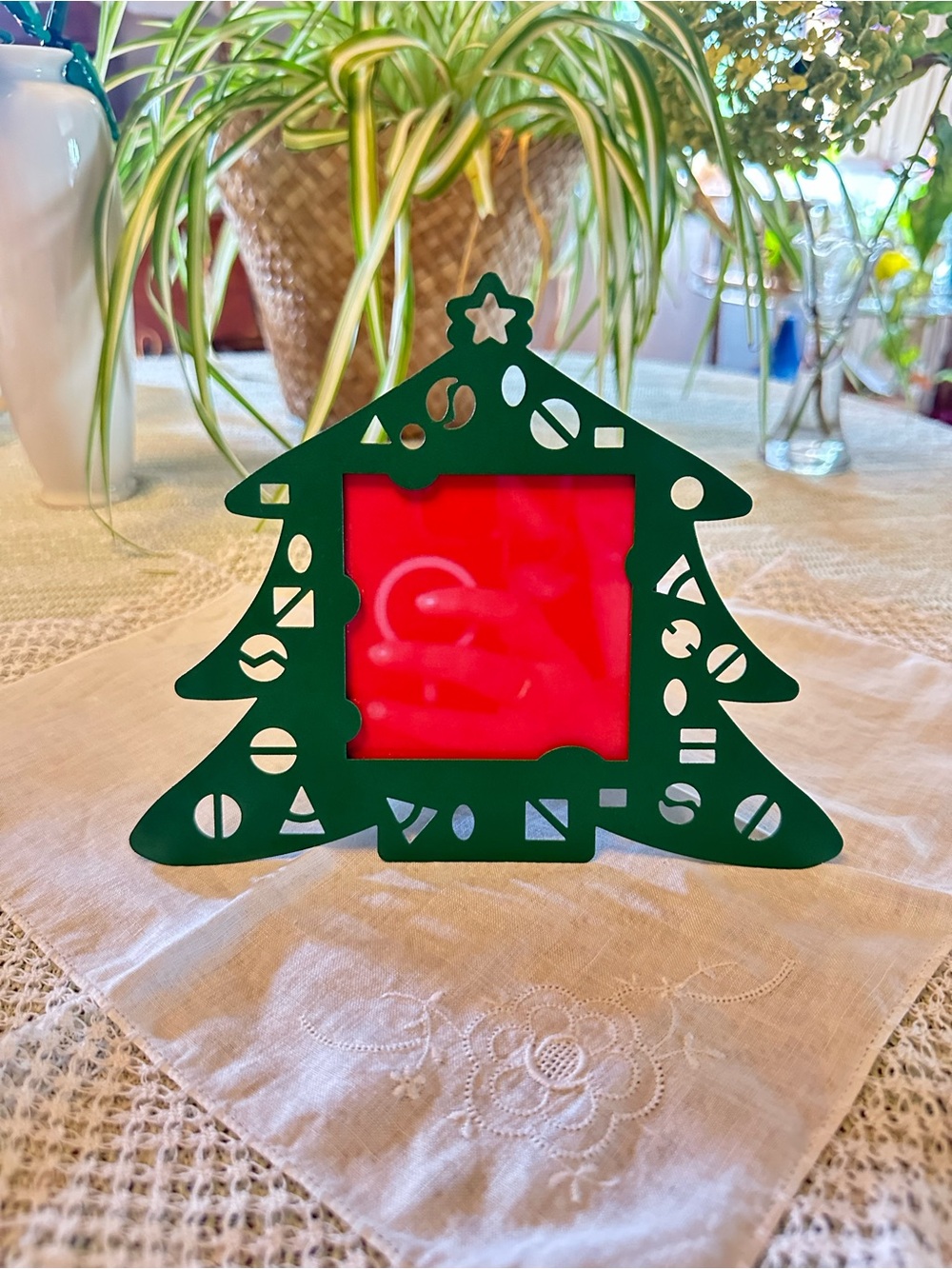 Vintage Ashleigh Manor Christmas Tree Photo Frame Green Metal Taiwan